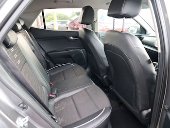 Used Kia Stonic 2024 for sale - 78910070: Photo
