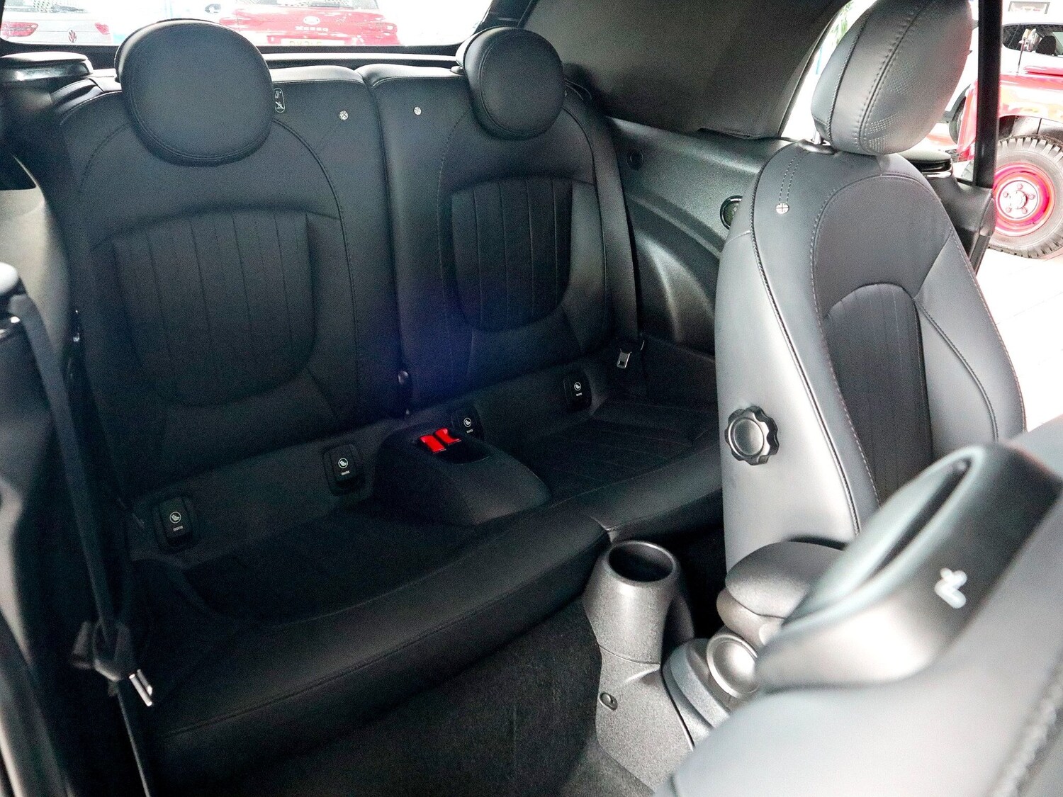 Used MINI Convertible 2023 for sale - 76058330: Photo 24