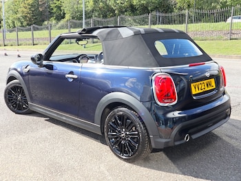Used MINI Convertible 2023 for sale - 76058330: Photo