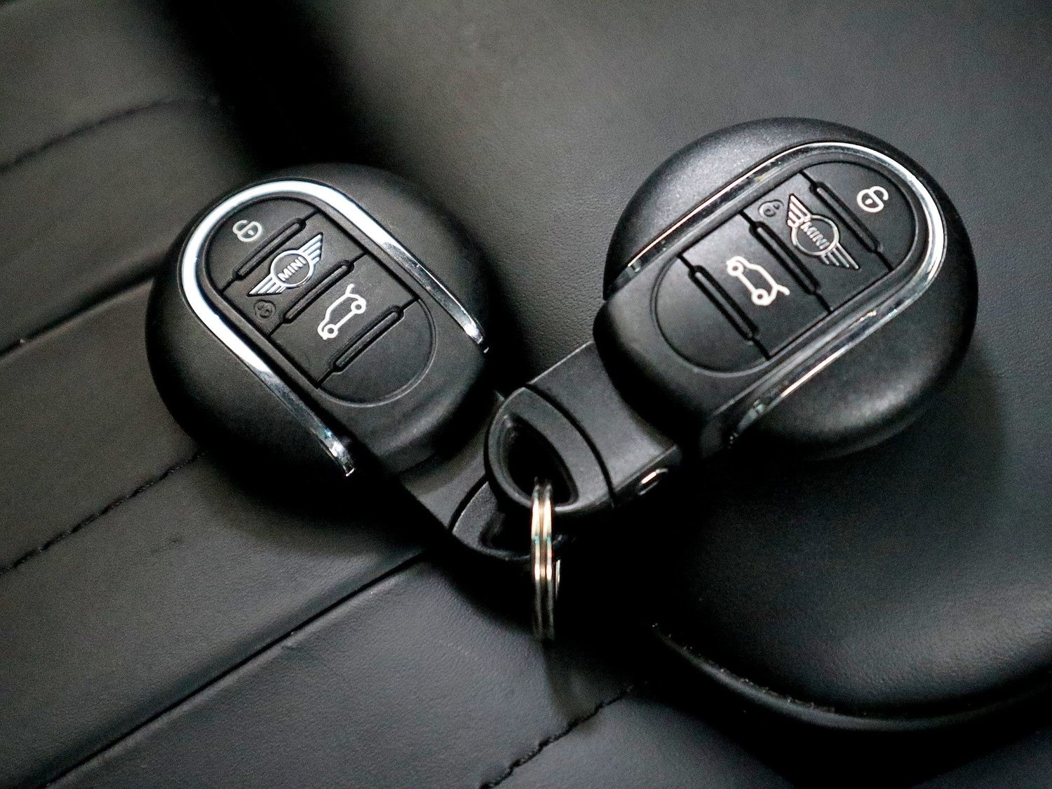 Used MINI Convertible 2023 for sale - 76058330: Photo 48