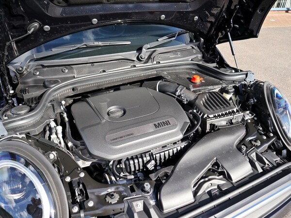 Used MINI Convertible 2023 for sale - 76058330: Photo 8