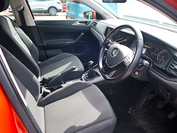 Used Volkswagen Polo 2019 for sale - 78243339: Photo