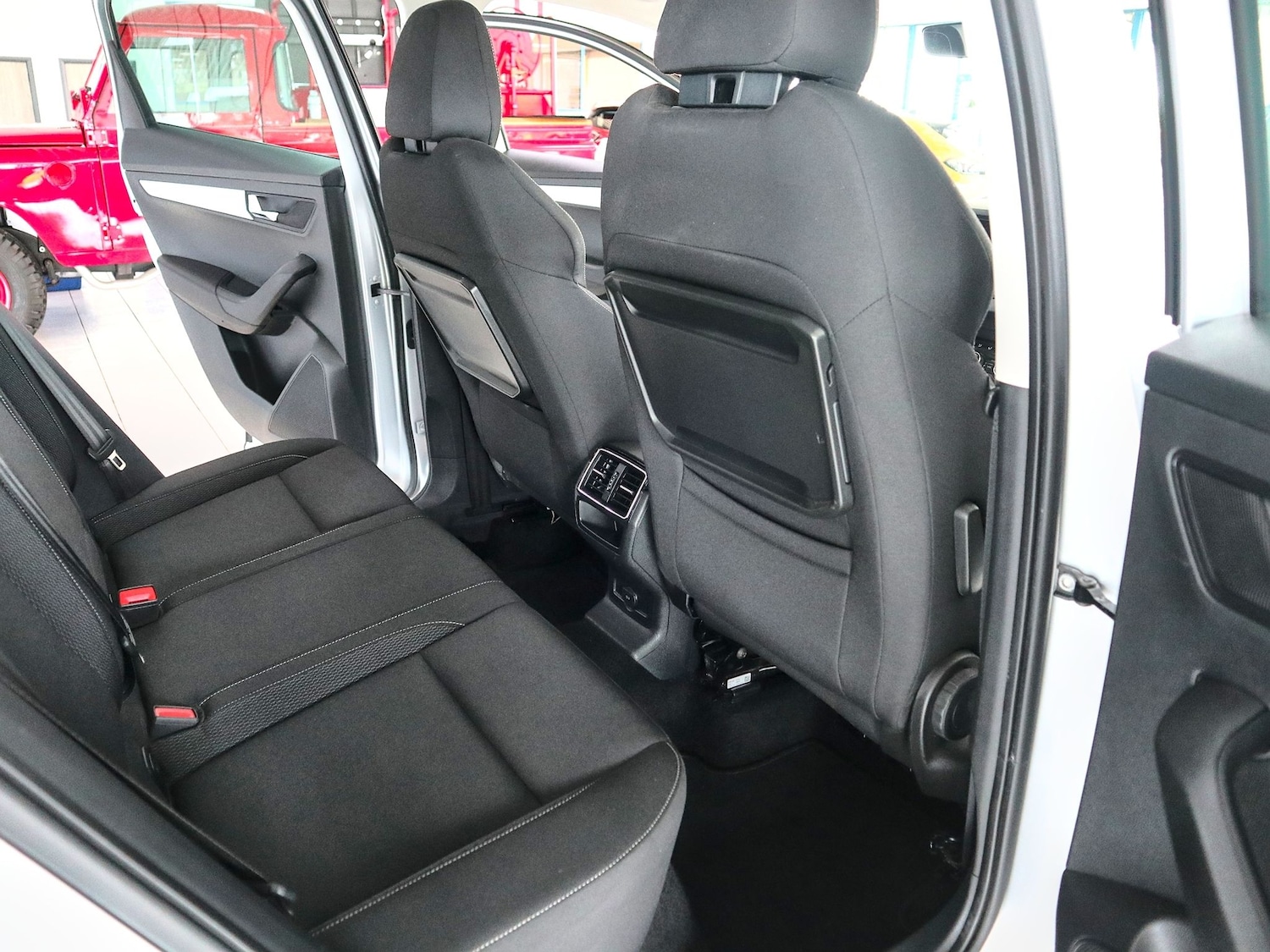 Used Skoda Karoq 2023 for sale - 77656518: Photo 18