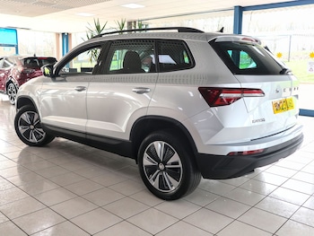 Used Skoda Karoq 2023 for sale - 77656518: Photo