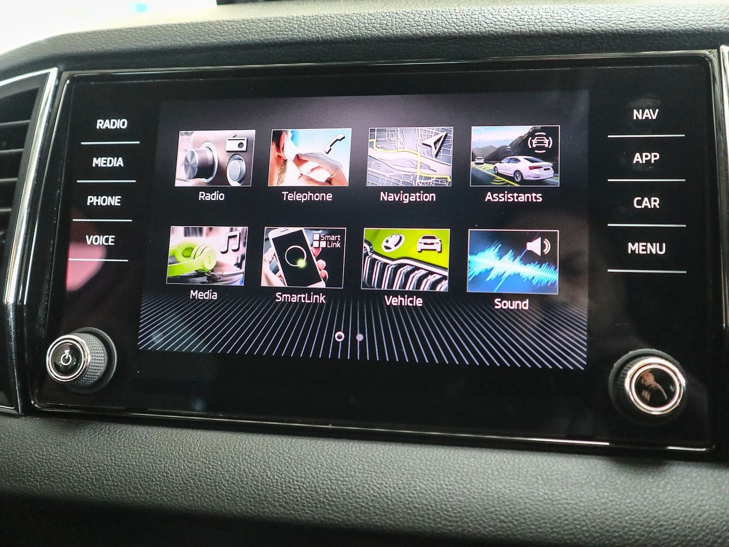 Used Skoda Karoq 2023 for sale - 77656518: Photo 31