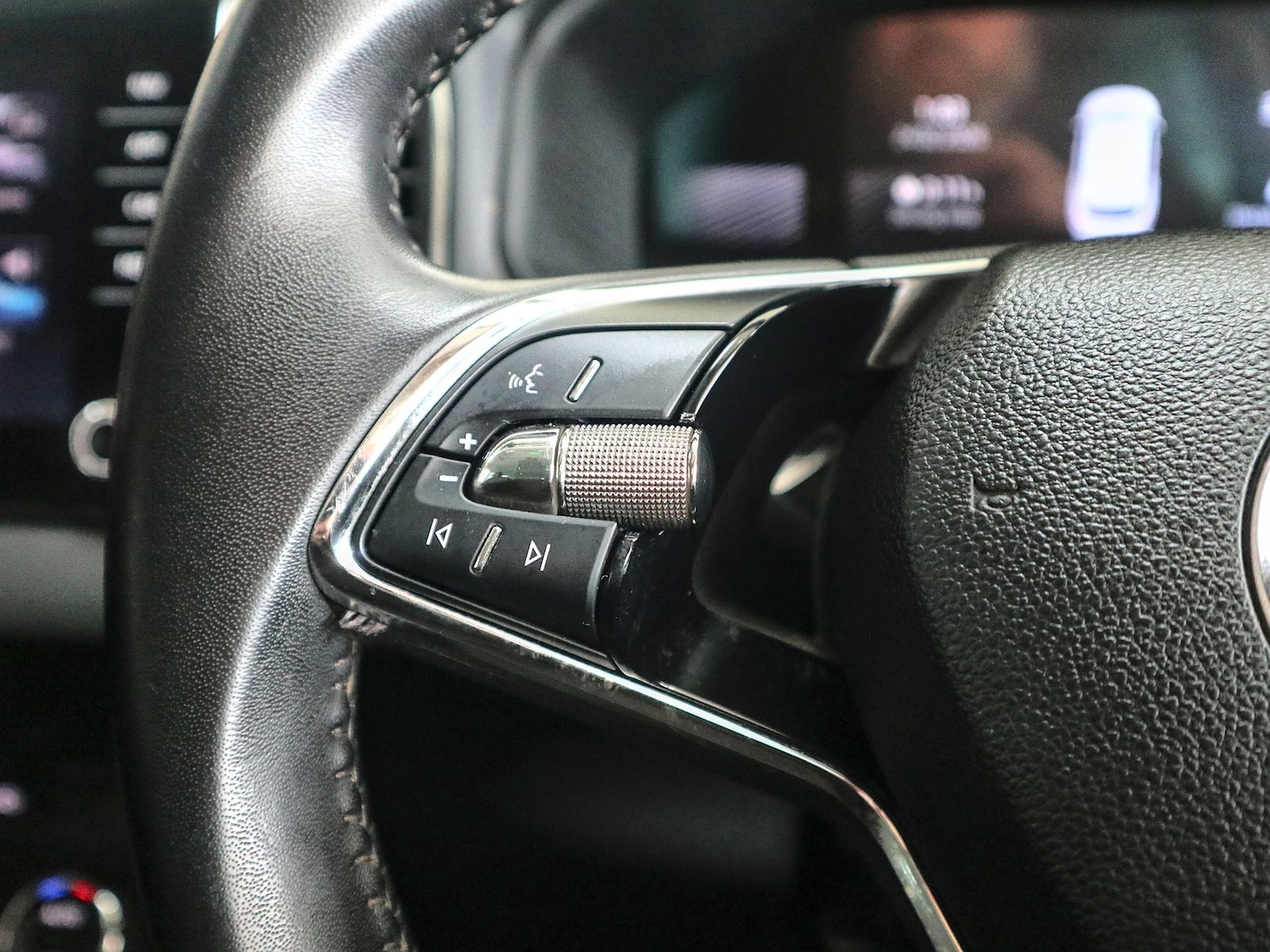 Used Skoda Karoq 2023 for sale - 77656518: Photo 37