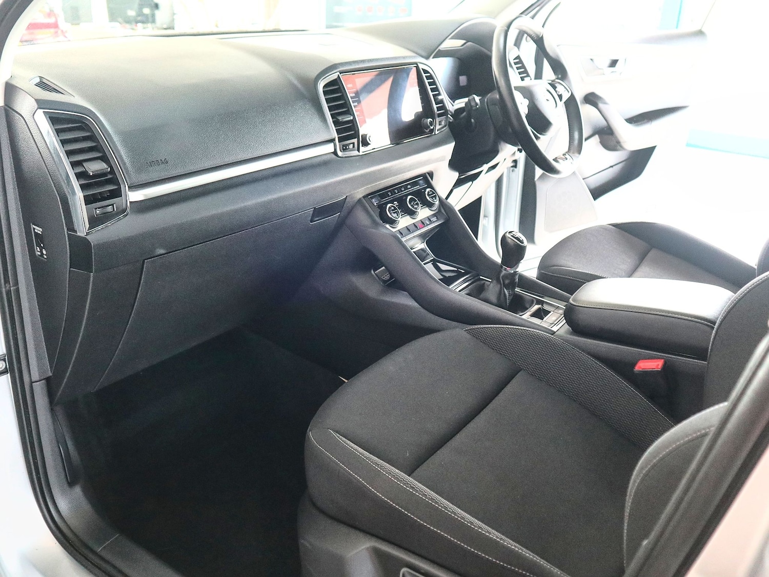 Used Skoda Karoq 2023 for sale - 77656518: Photo 4