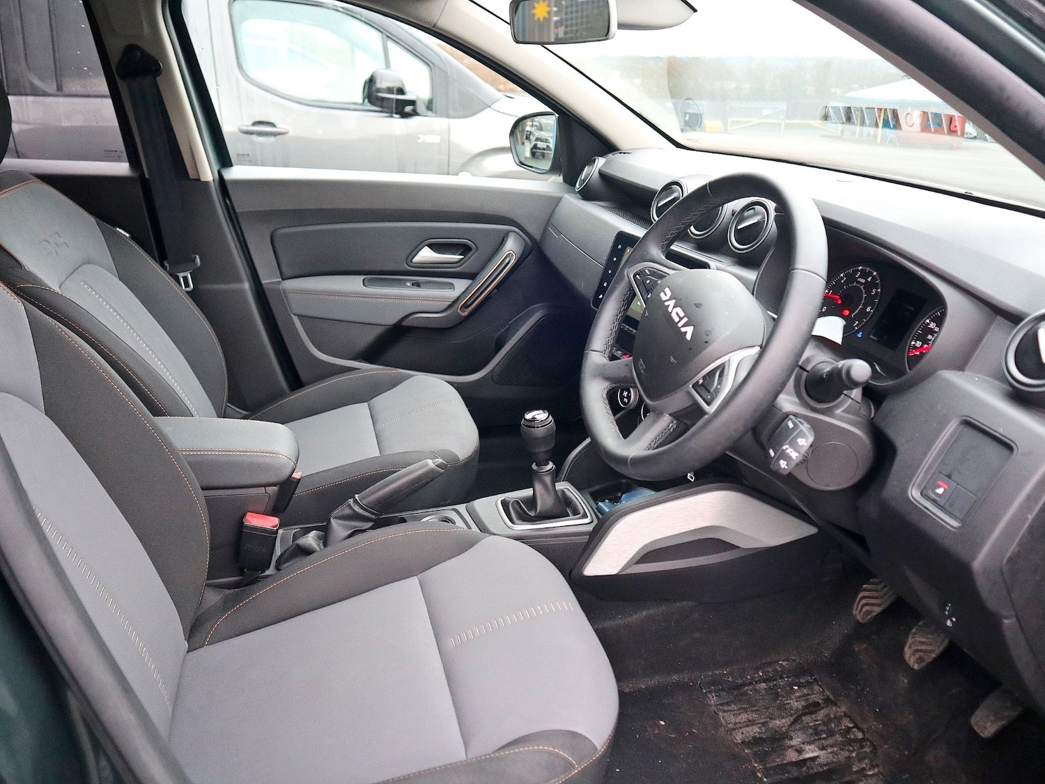 Used Dacia Duster 2024 for sale - 76974673: Photo 3