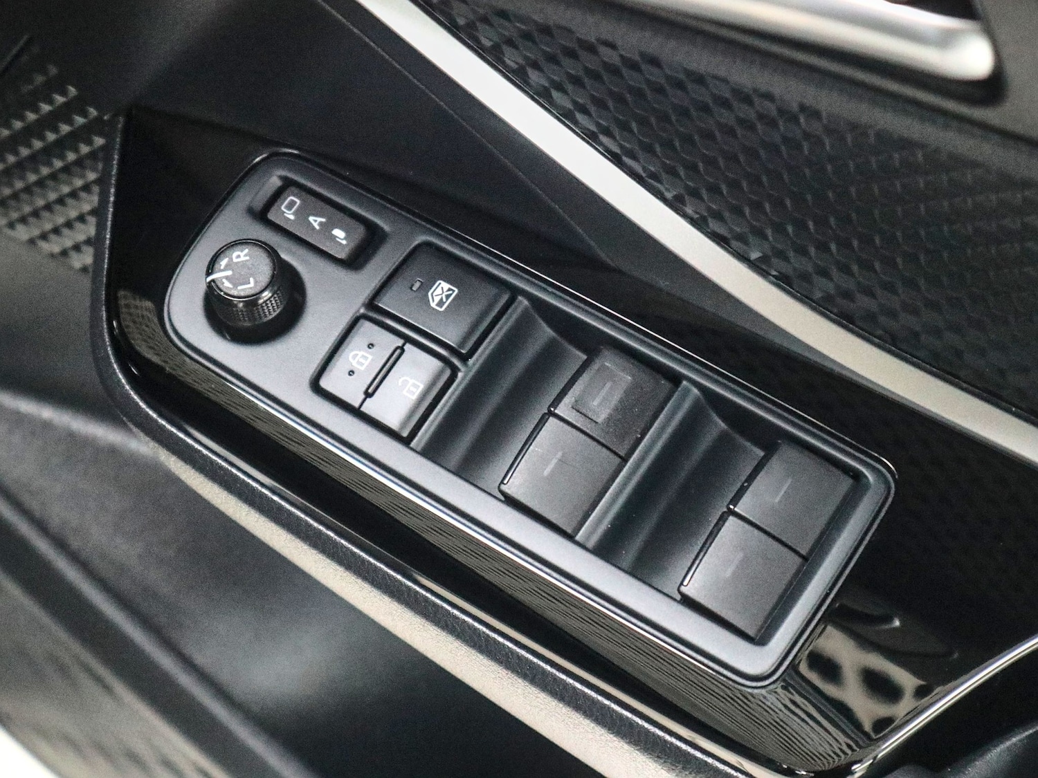 Used Toyota C-HR 2022 for sale - 77465971: Photo 26