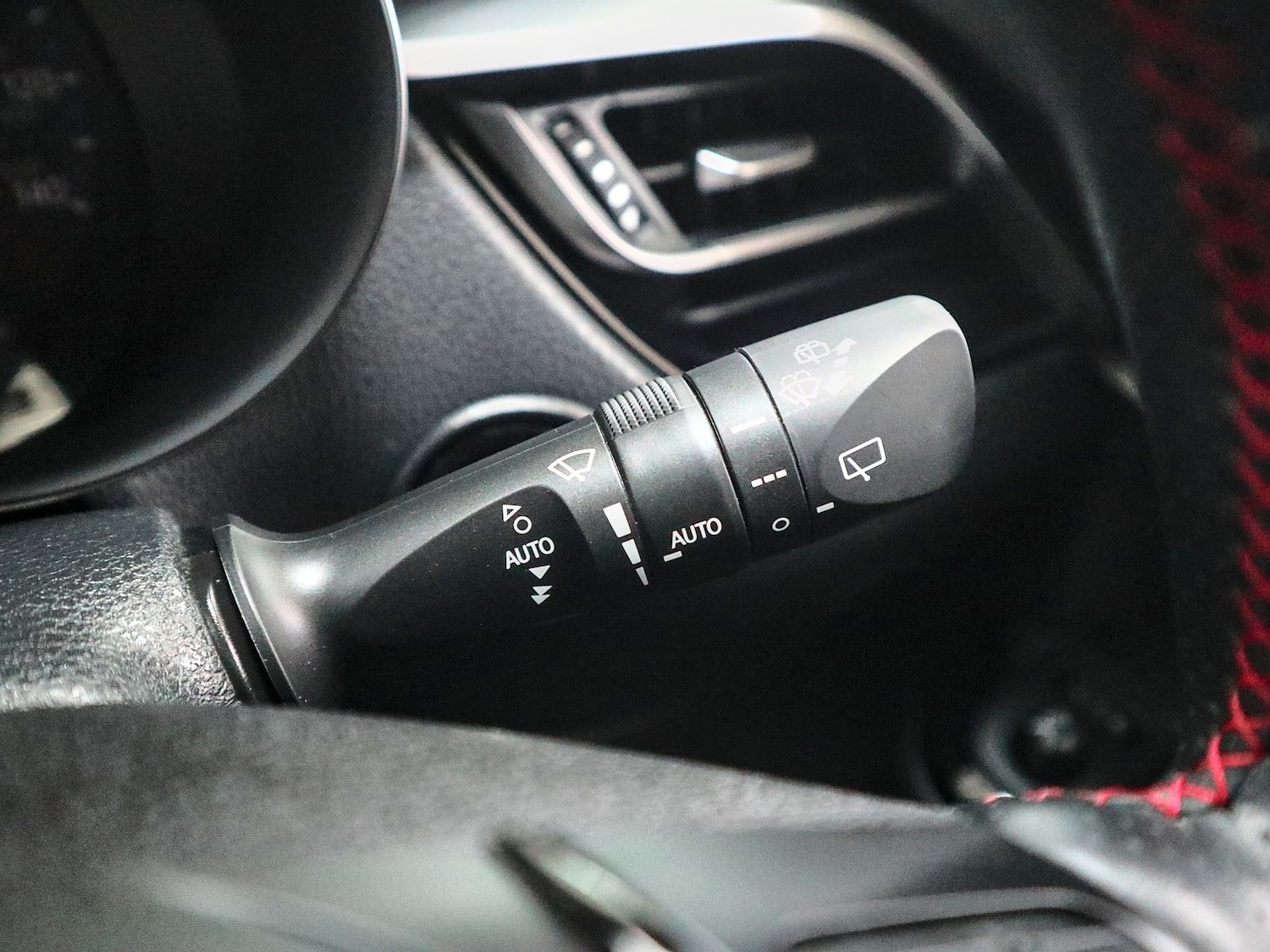 Used Toyota C-HR 2022 for sale - 77465971: Photo 43