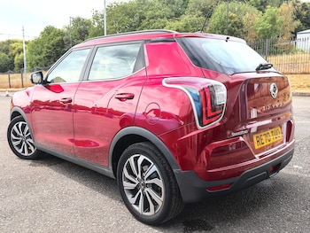 Used Ssangyong Tivoli 2020 for sale - 79552424: Photo