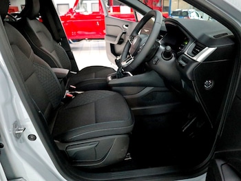 Used Renault Captur 2025 for sale - 77008426: Photo