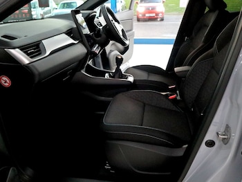 Used Renault Captur 2025 for sale - 77008426: Photo