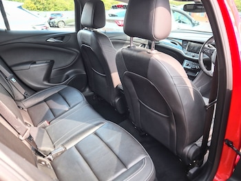 Used Vauxhall Astra 2018 for sale - 79386546: Photo