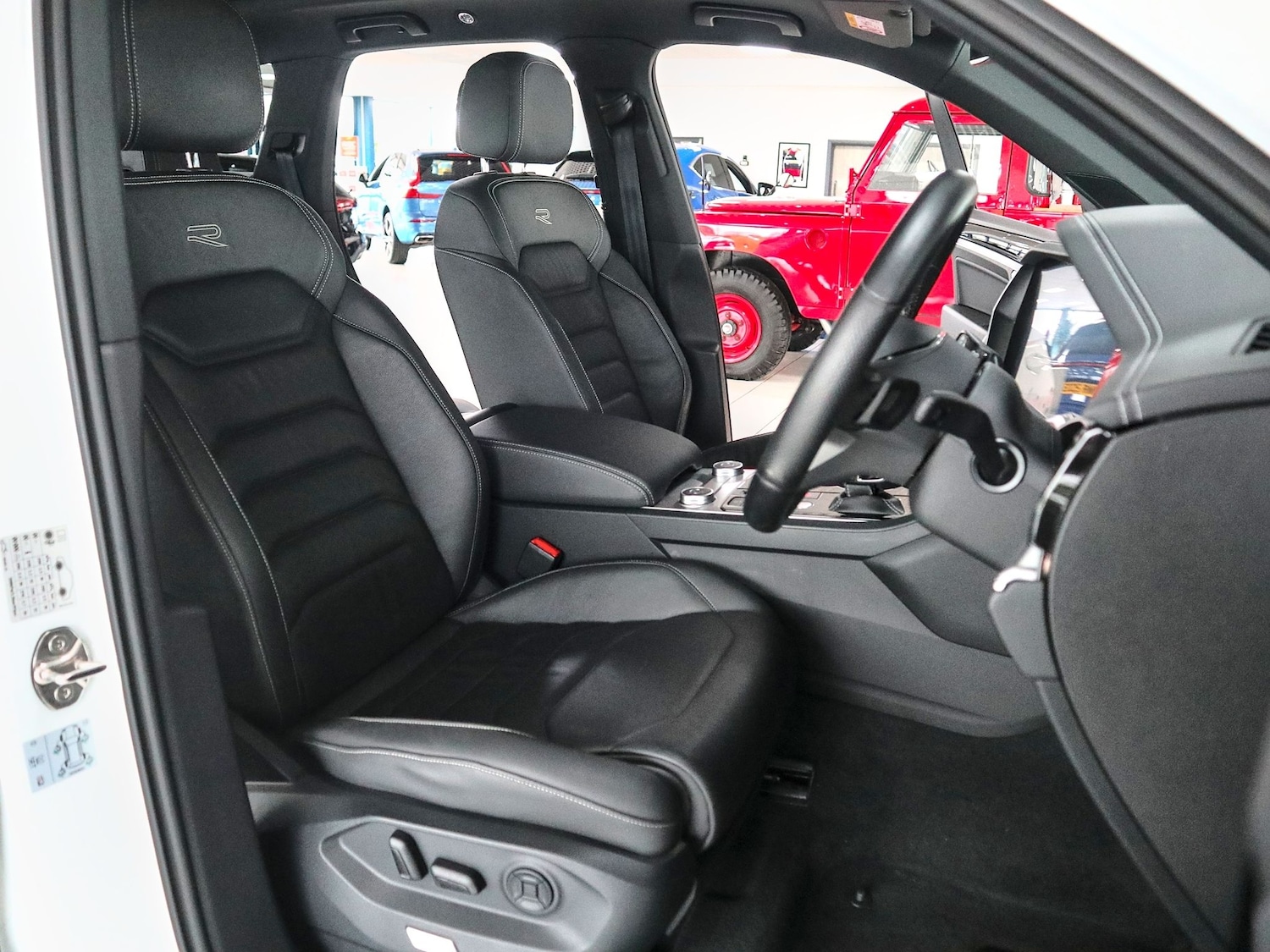 Used Volkswagen Touareg 2022 for sale - 77370888: Photo 19