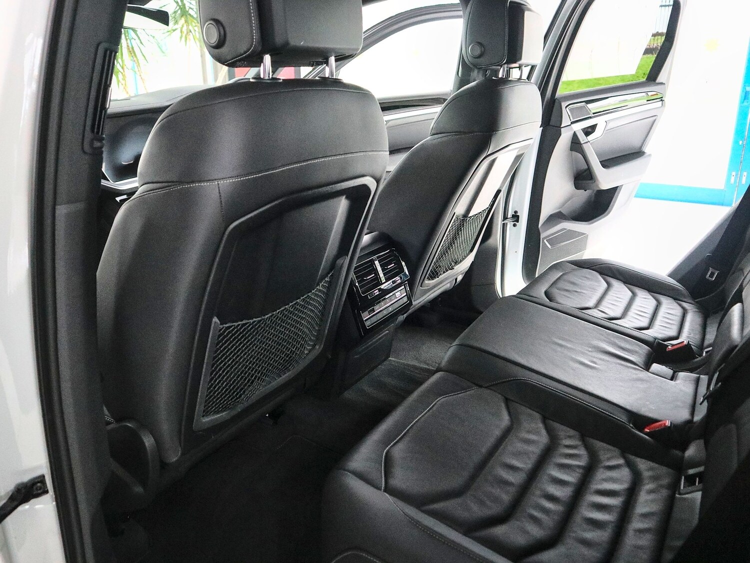 Used Volkswagen Touareg 2022 for sale - 77370888: Photo 22