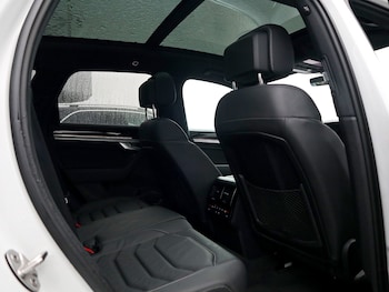 Used Volkswagen Touareg 2022 for sale - 77370888: Photo