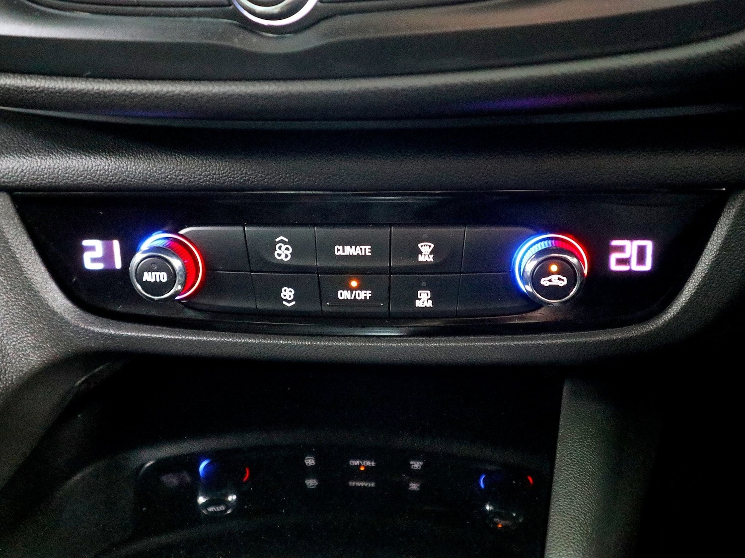 Used Vauxhall Insignia 2020 for sale - 76548005: Photo 32