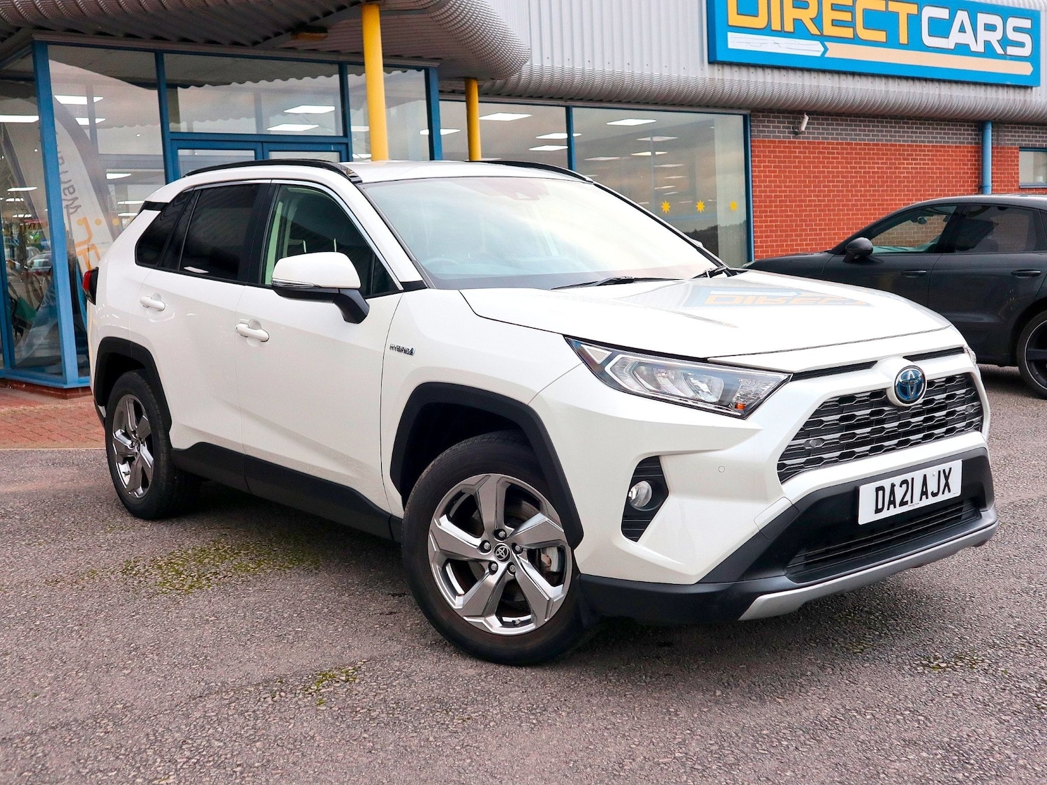 Used Toyota RAV4 2021 for sale - 76911407: Photo 1