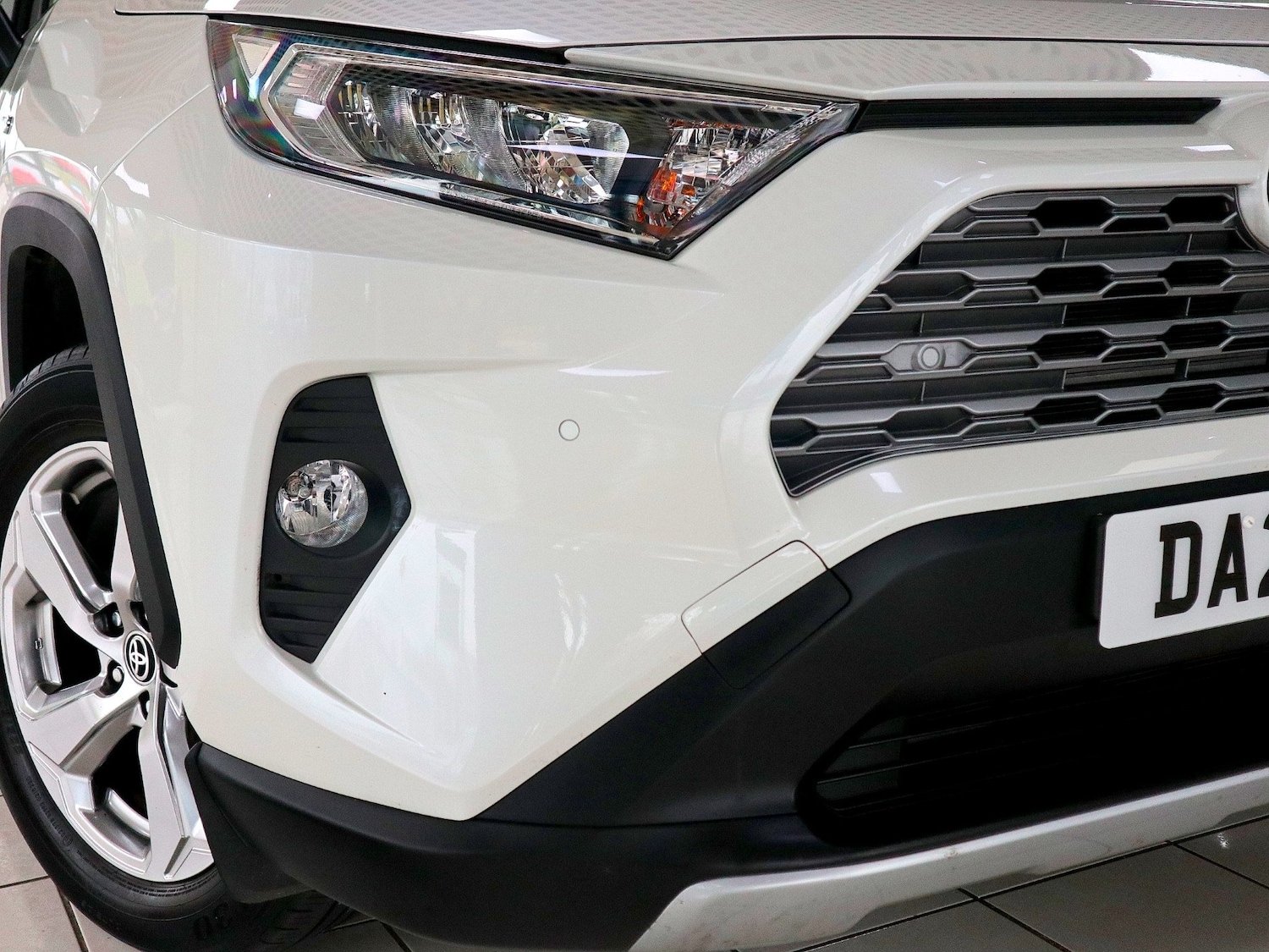 Used Toyota RAV4 2021 for sale - 76911407: Photo 12