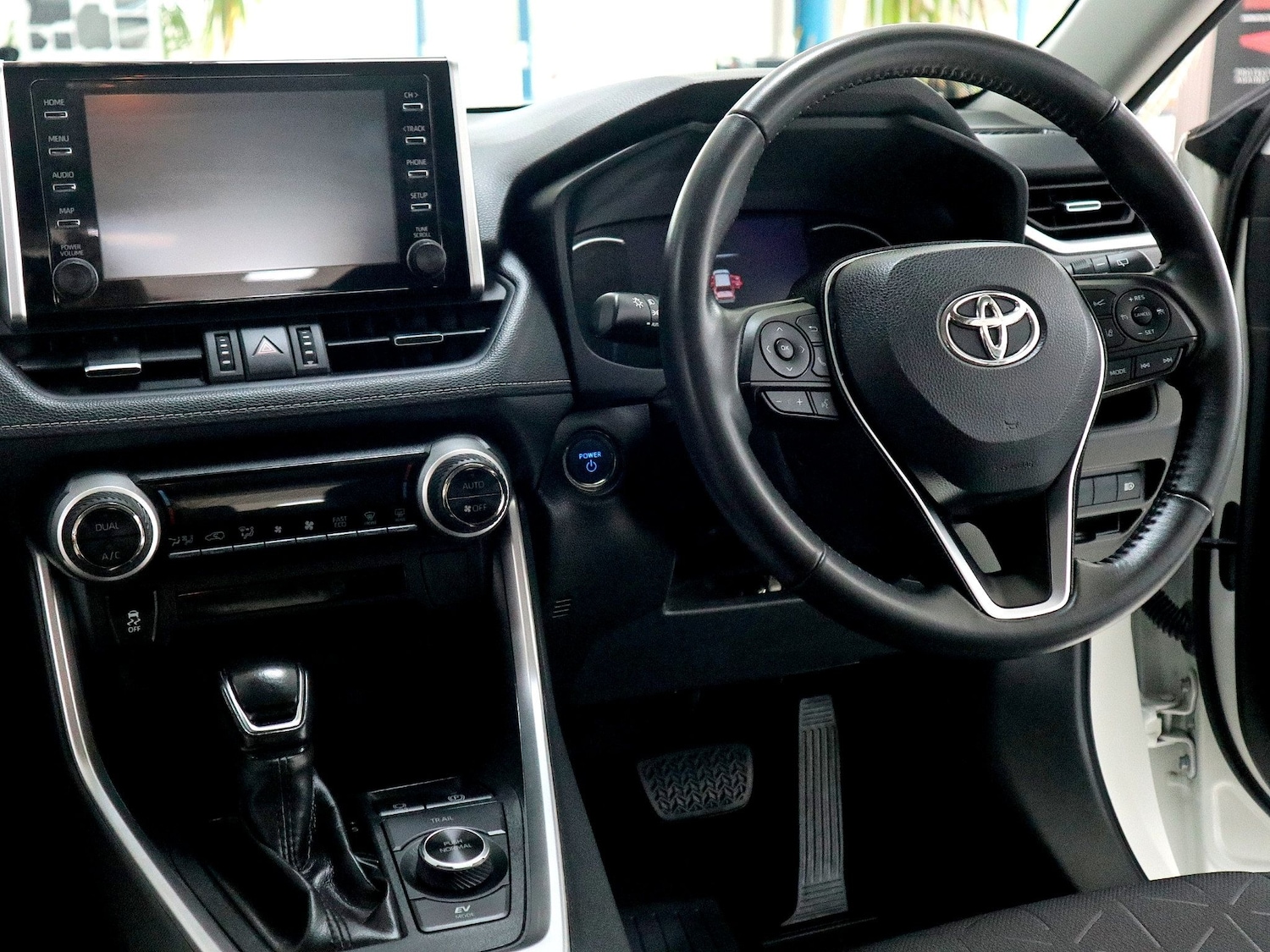 Used Toyota RAV4 2021 for sale - 76911407: Photo 24