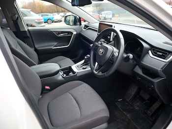 Used Toyota RAV4 2021 for sale - 76911407: Photo