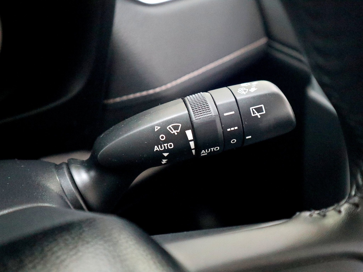 Used Toyota RAV4 2021 for sale - 76911407: Photo 41