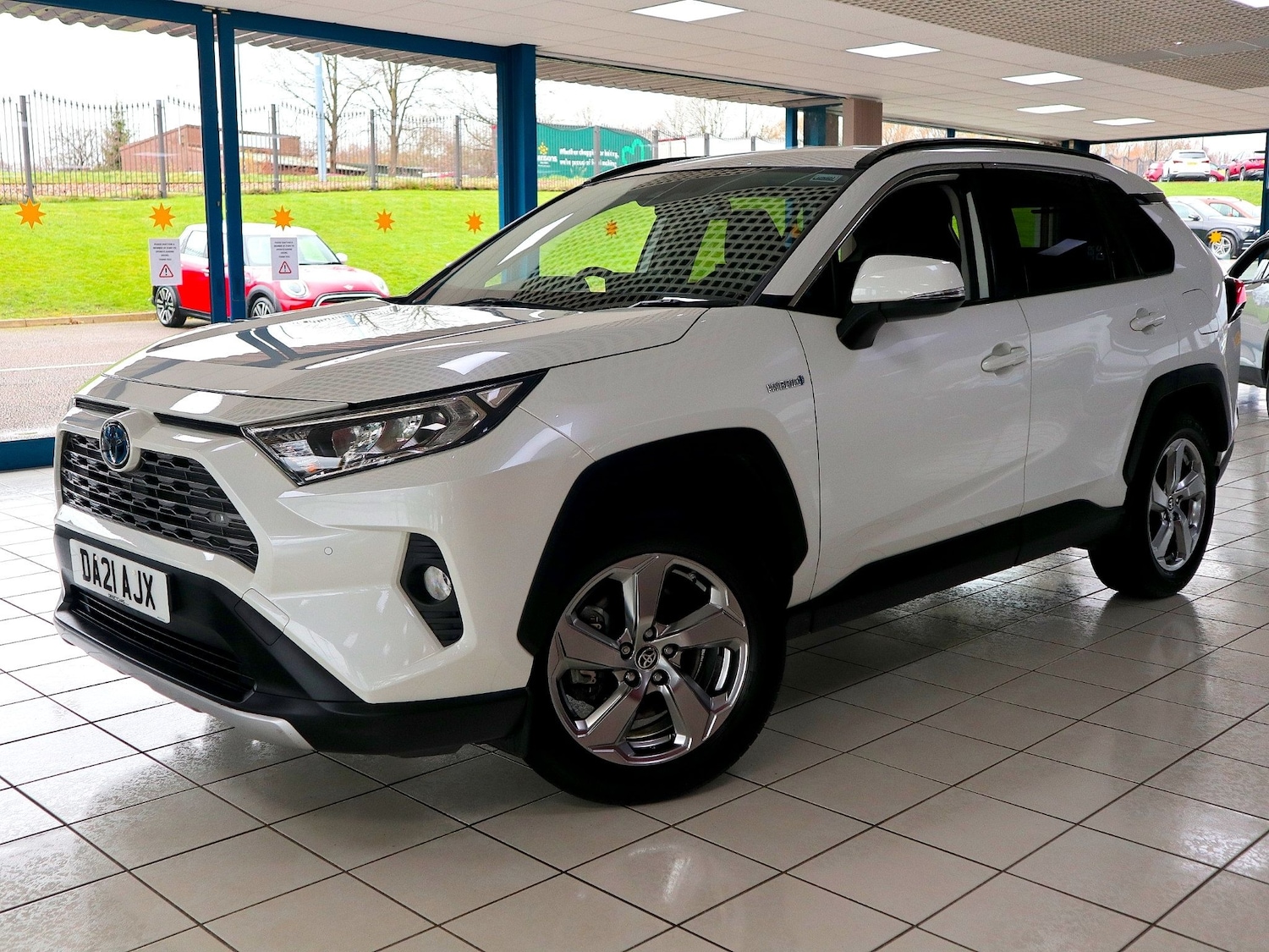 Used Toyota RAV4 2021 for sale - 76911407: Photo 9
