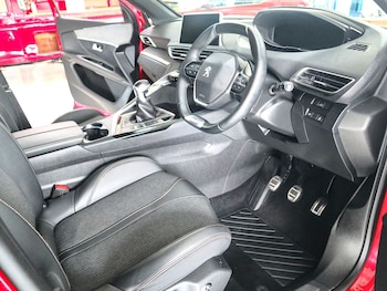 Used Peugeot 3008 2019 for sale - 79180085: Photo