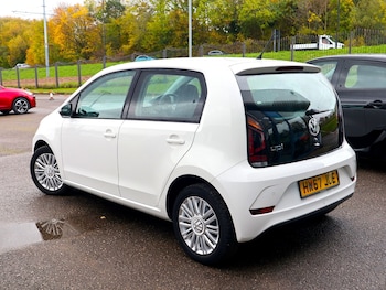Used Volkswagen up! 2018 for sale - 76431099: Photo