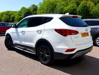 Used Hyundai Santa Fe 2017 for sale - 74640928: Photo