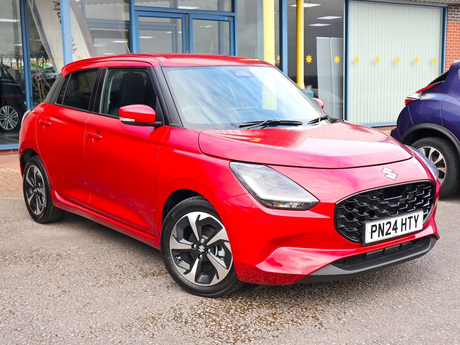 Used Suzuki Swift 2024 for sale - 78071037: Photo 1