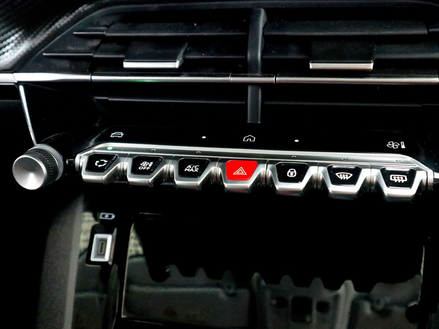 Used Peugeot 208 2025 for sale - 75899691: Photo 34