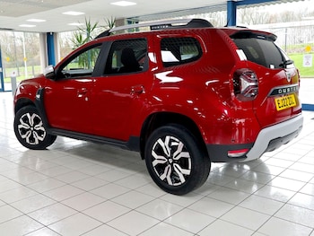 Used Dacia Duster 2022 for sale - 76974671: Photo