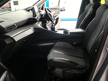 Used Peugeot 5008 2021 for sale - 77140870: Photo