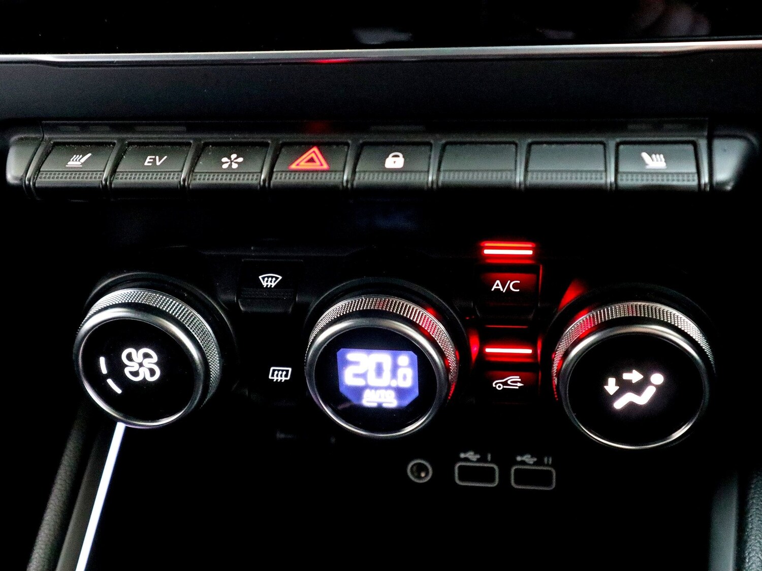 Used Renault Clio 2024 for sale - 76212212: Photo 36