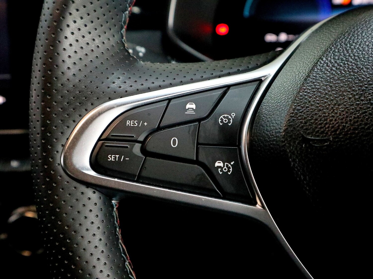 Used Renault Clio 2024 for sale - 76212212: Photo 38