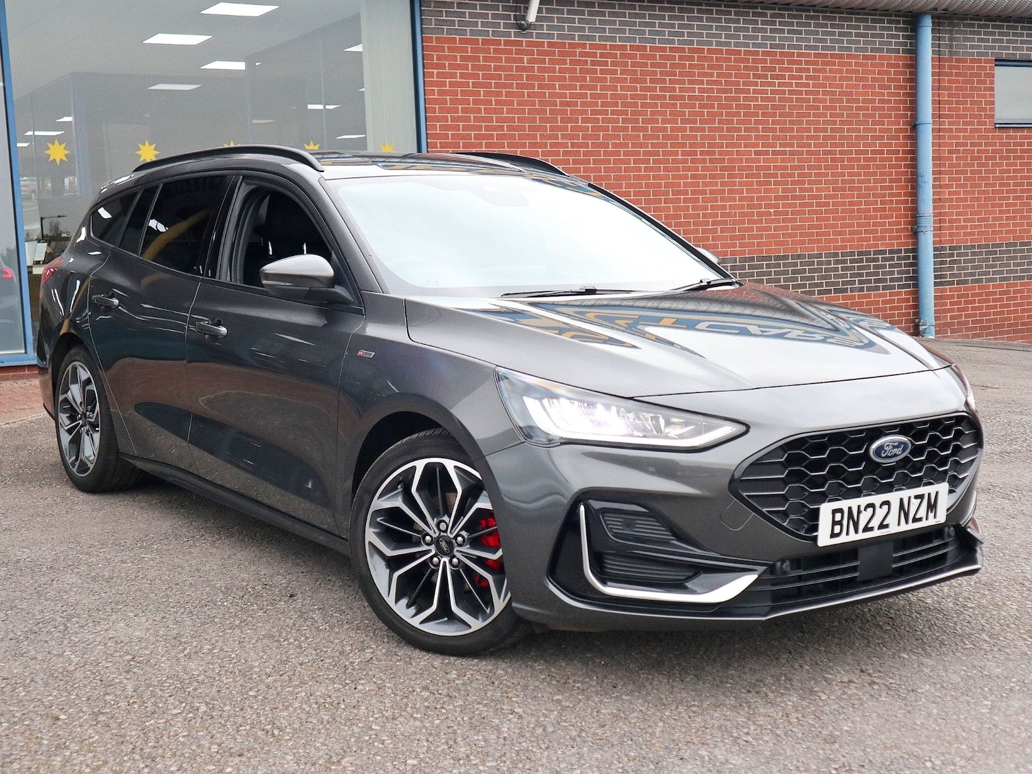 Used Ford Focus 2022 for sale - 76307904: Photo 1
