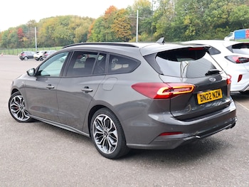 Used Ford Focus 2022 for sale - 76307904: Photo