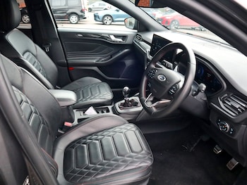 Used Ford Focus 2022 for sale - 76307904: Photo