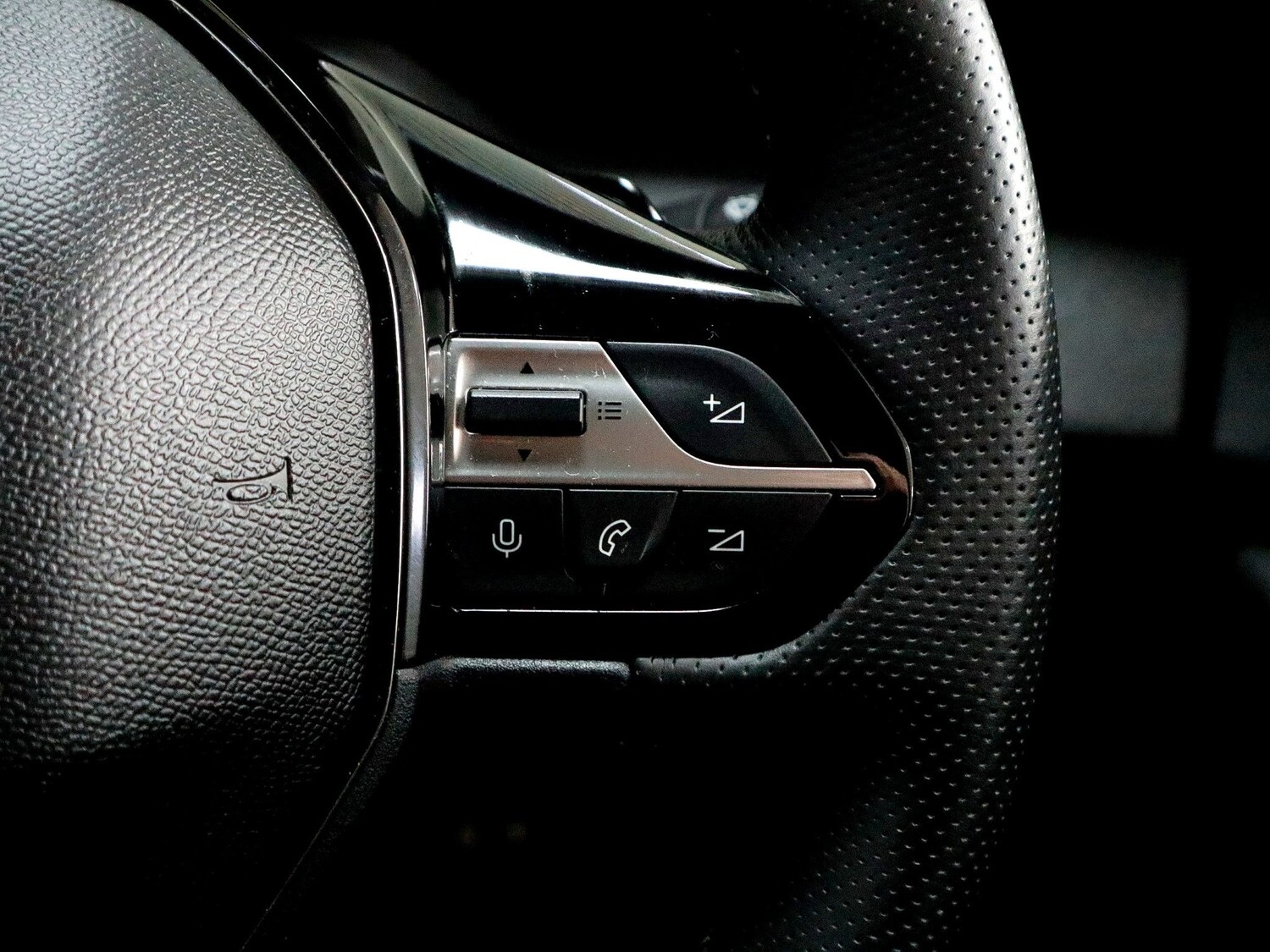 Used Peugeot 308 2023 for sale - 76237463: Photo 41