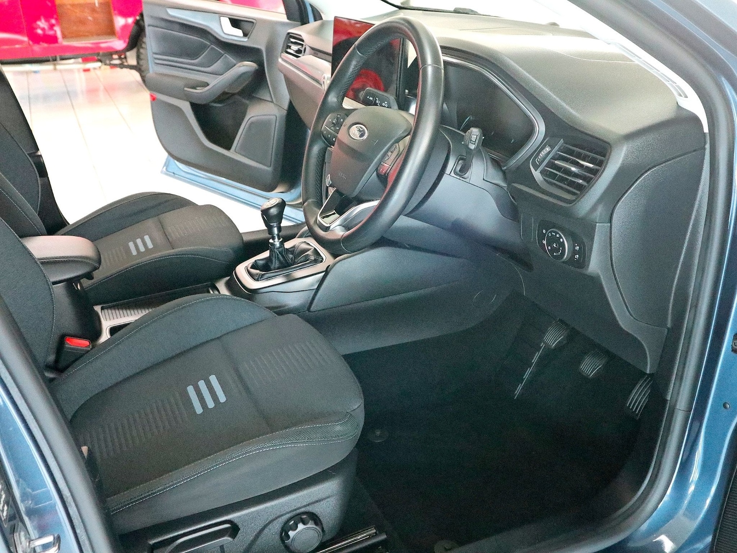 Used Ford Focus 2022 for sale - 76369492: Photo 3