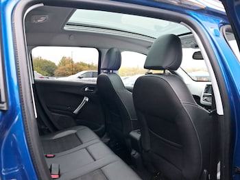 Used Peugeot 2008 2019 for sale - 76258077: Photo