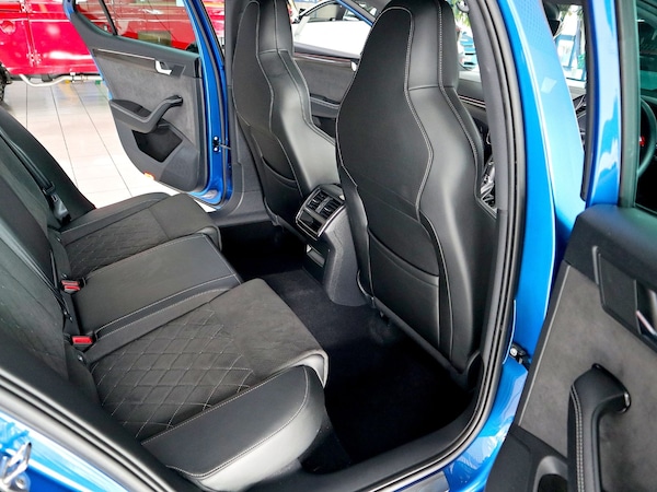 Used Skoda Superb 2023 for sale - 75718539: Photo 19