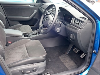 Used Skoda Superb 2023 for sale - 75718539: Photo