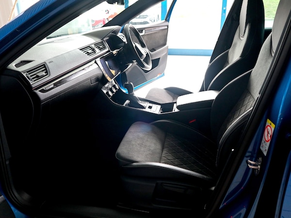 Used Skoda Superb 2023 for sale - 75718539: Photo 4