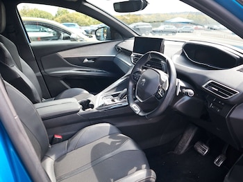 Used Peugeot 3008 2023 for sale - 79439644: Photo