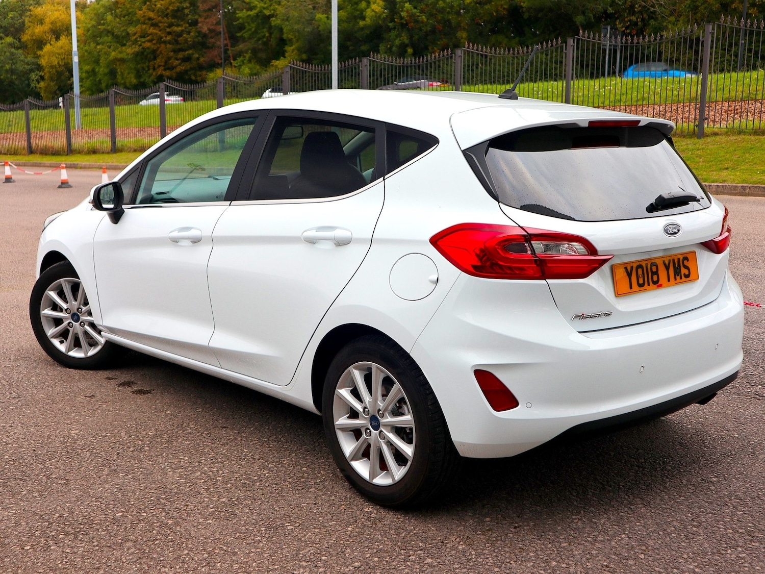 Used Ford Fiesta 2018 for sale - 76082892: Photo 2