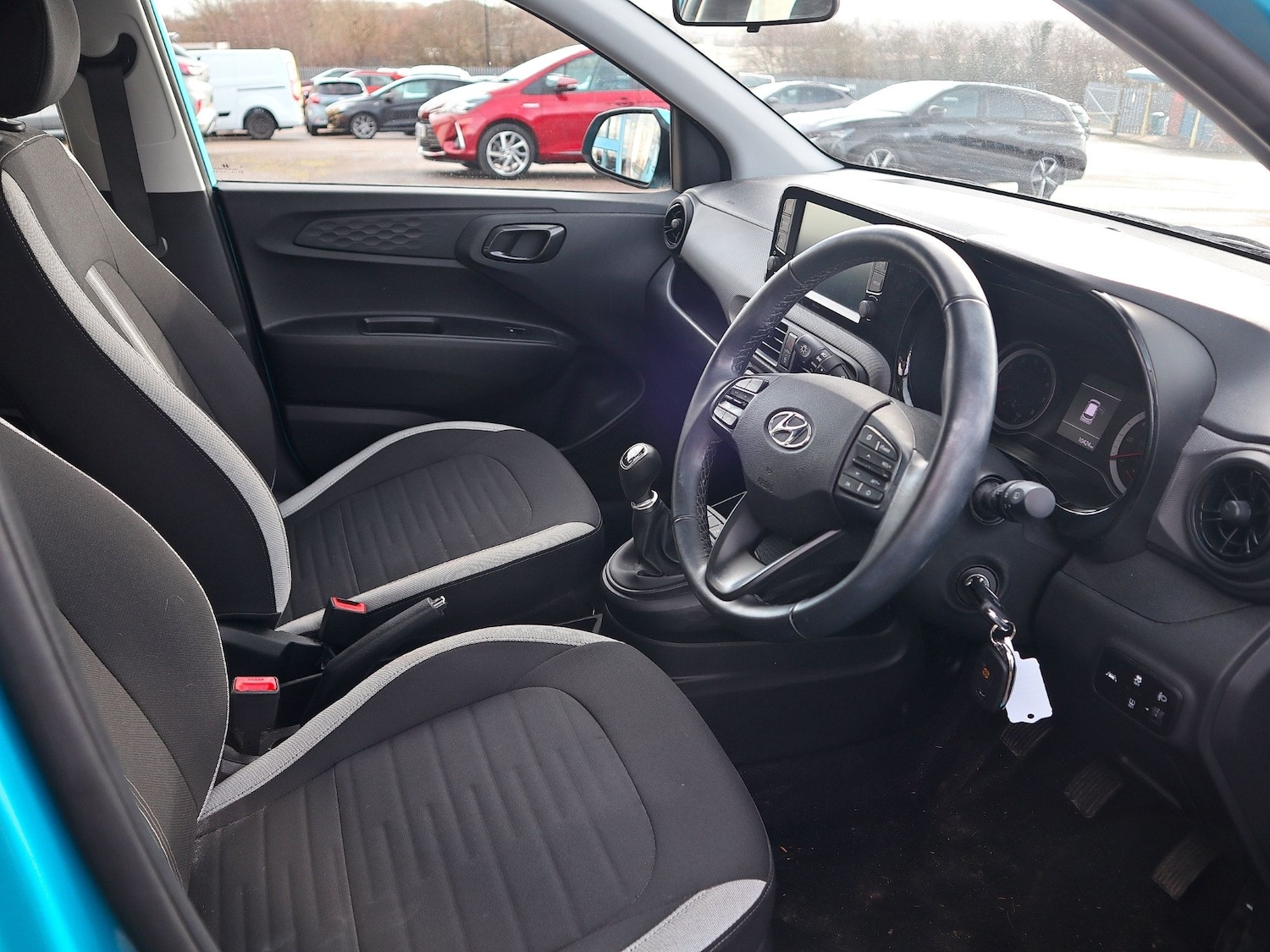 Used Hyundai i10 2022 for sale - 77656520: Photo 3
