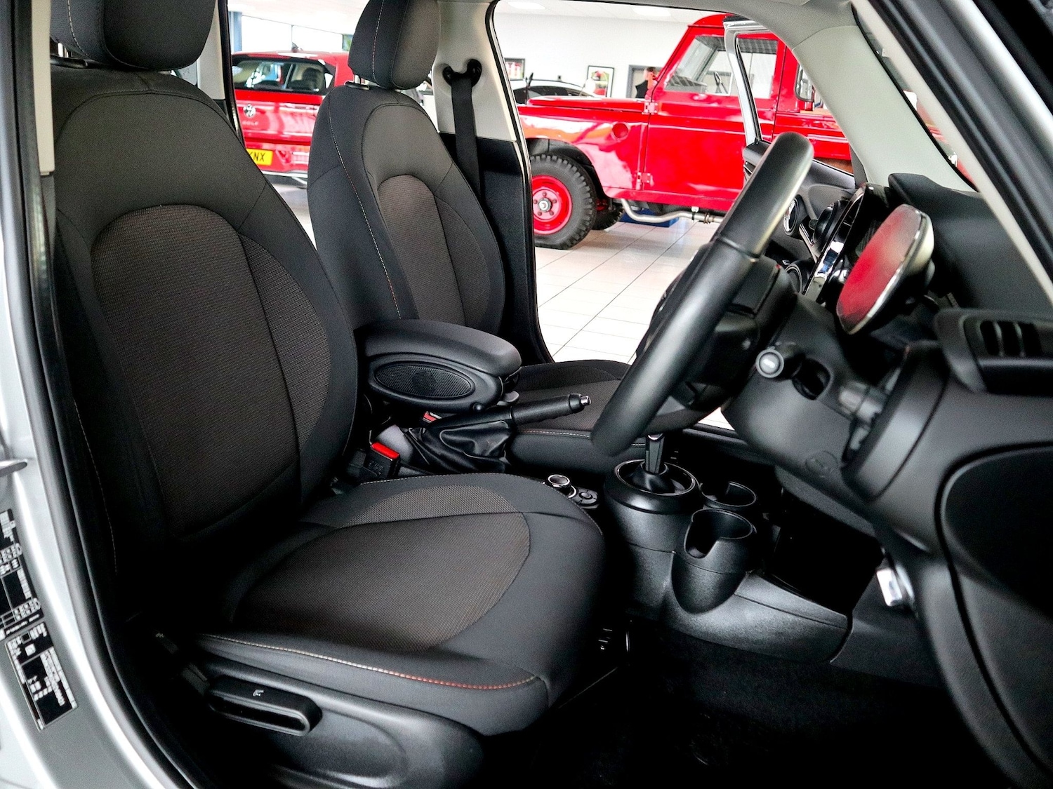 Used MINI Hatch 2024 for sale - 77008428: Photo 18